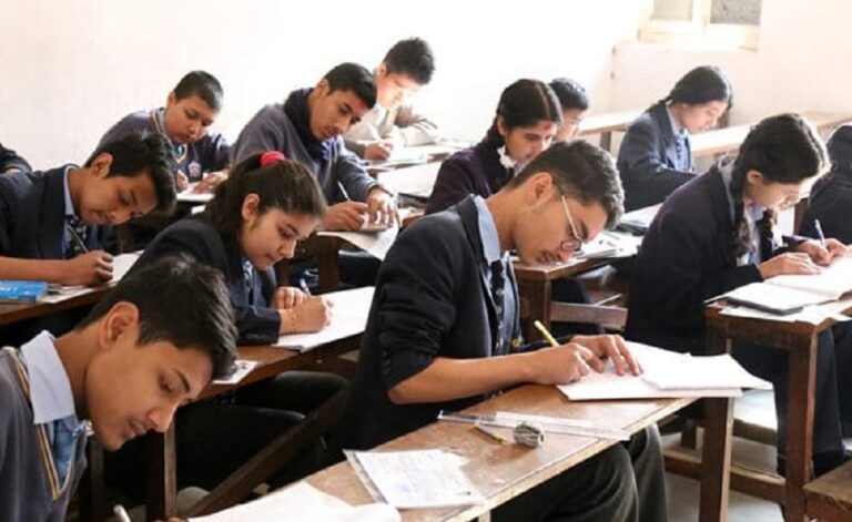 एसईको नतिजा सार्वजनिक, ६५.९८ प्रतिशत विद्यार्थी उत्तीर्ण